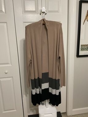 Kim Gravel Long Open-Front Colorblock Cardigan Sweater